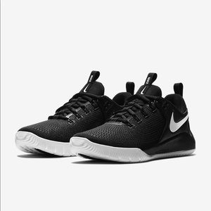 volleyball shoes nike black